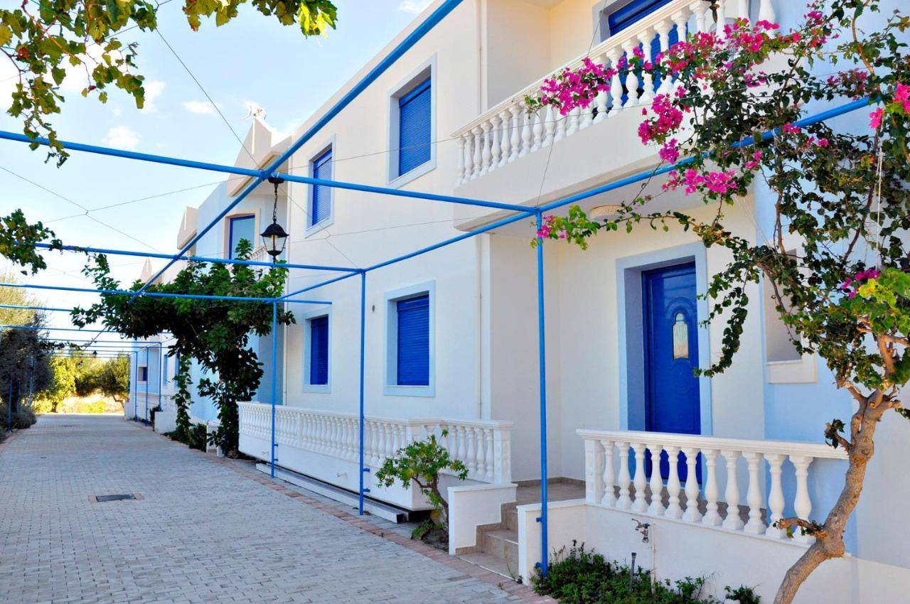 Rita Mare Seafront Heated Pools Villa Gennadi