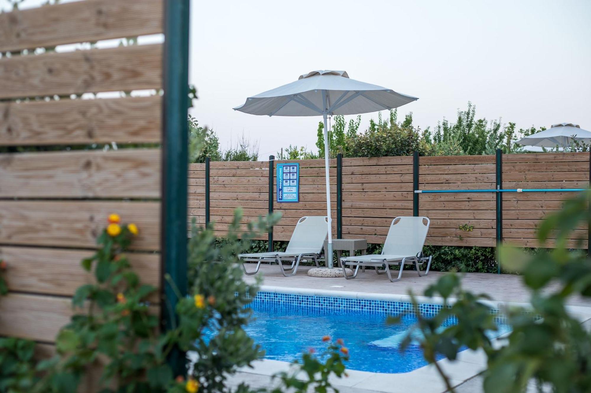 Rita Mare Seafront Heated Pools Gennadi