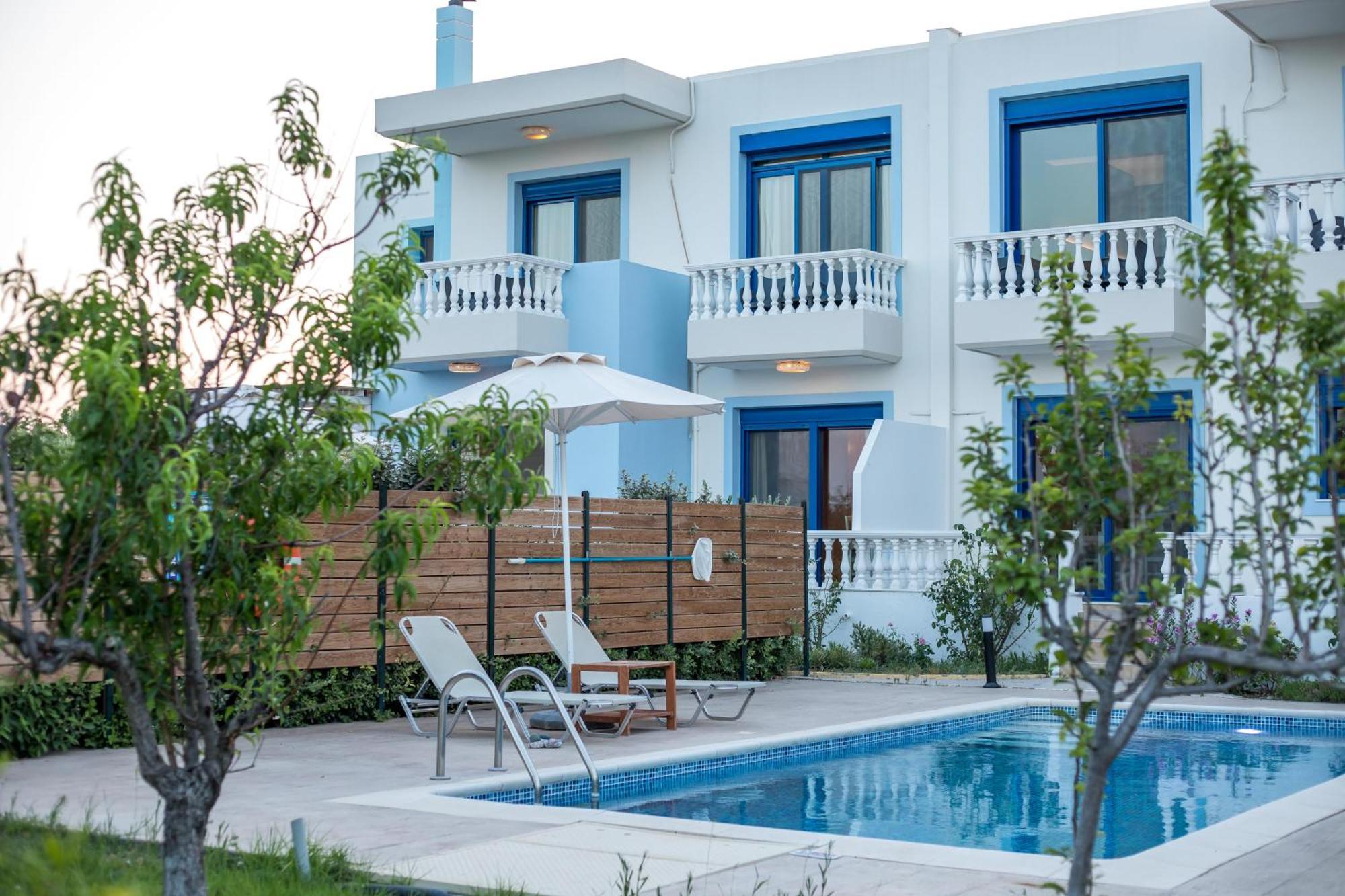 Villa Rita Mare Seafront Heated Pools *