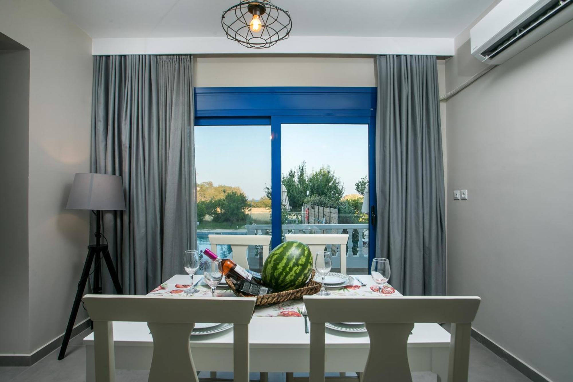 Rita Mare Seafront Heated Pools