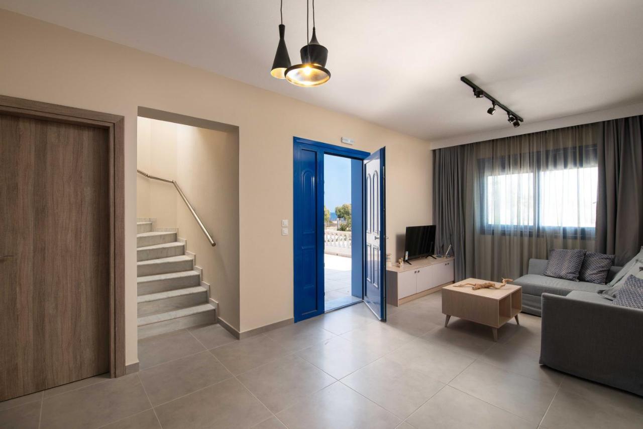 Rita Mare Seafront Heated Pools Villa